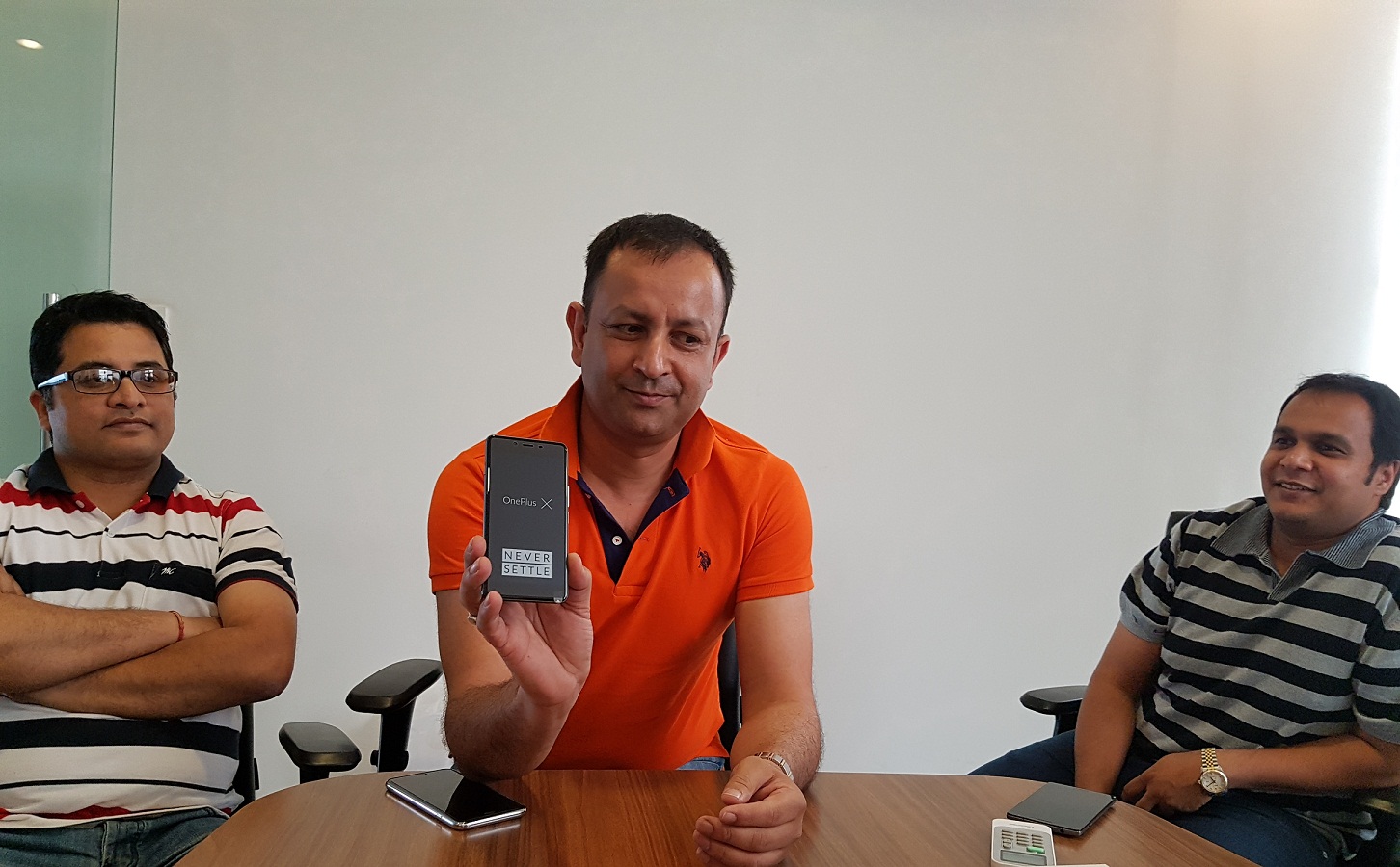 Featured image for mobile buying guide