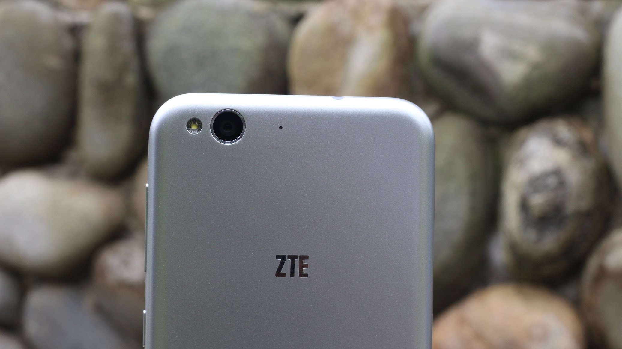 Featured image for mobile buying guide