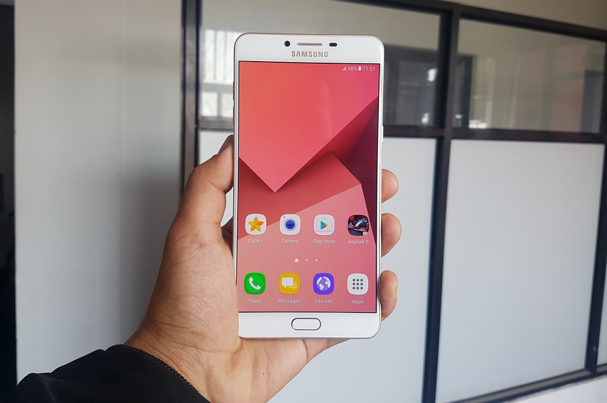 Featured image for mobile buying guide