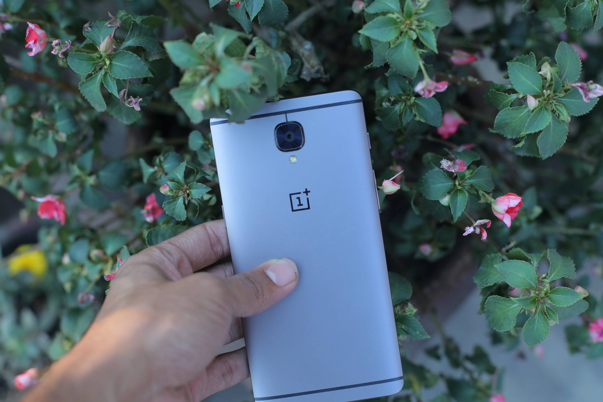 Featured image for mobile buying guide