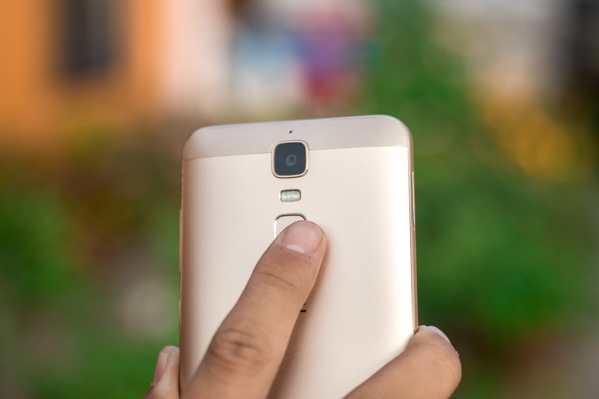 Featured image for mobile buying guide