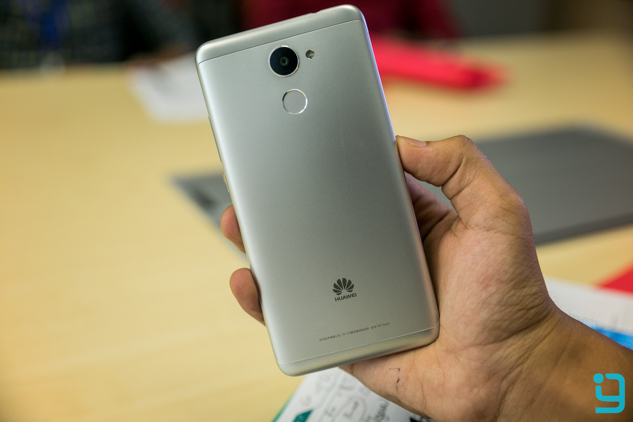 Featured image for mobile buying guide