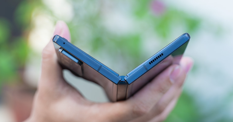 Featured image for mobile buying guide