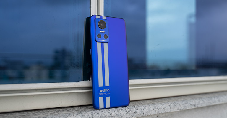 Featured image for mobile buying guide